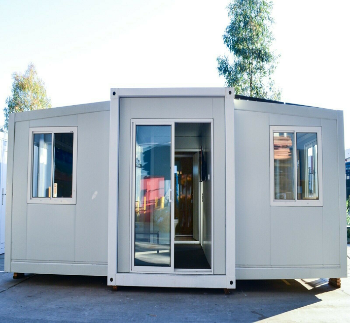 5 Reasons to Build a Container House