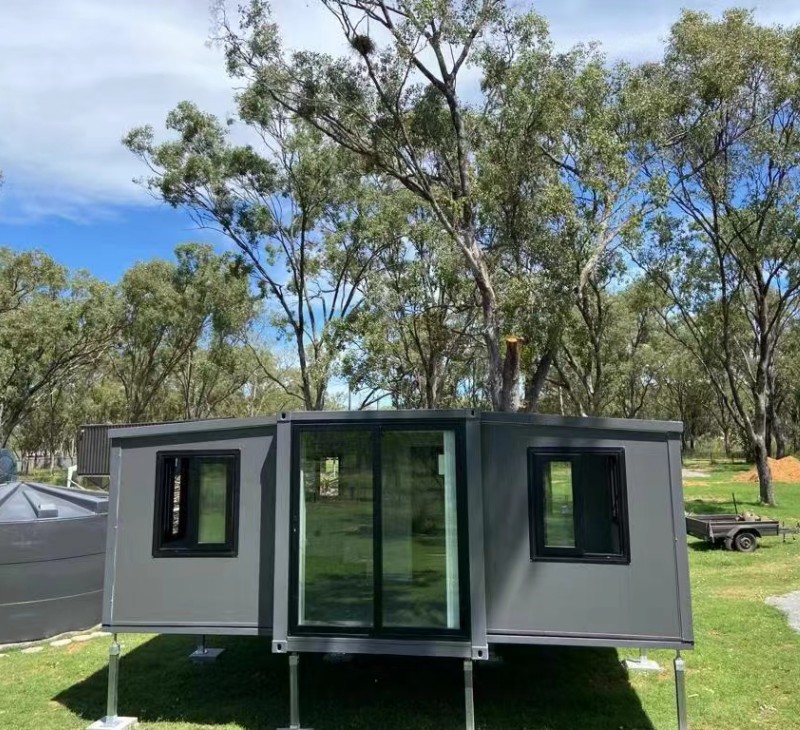 20ft expandable container house make the foundation