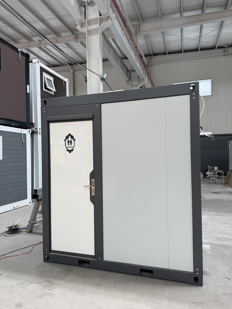 Mobile Toilet House Luxury Portable Toilet Restroom